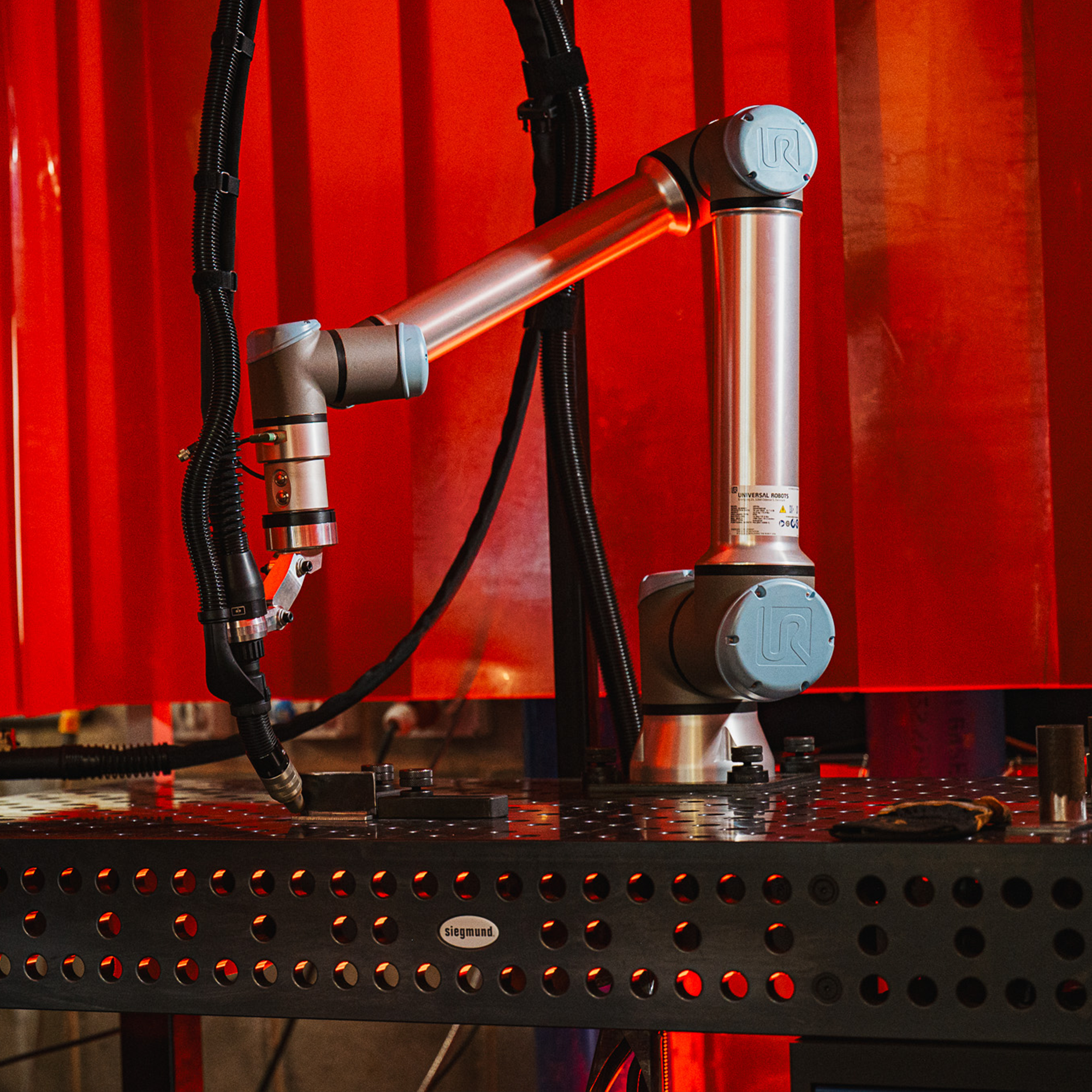 Collaborative Robotic Welding System