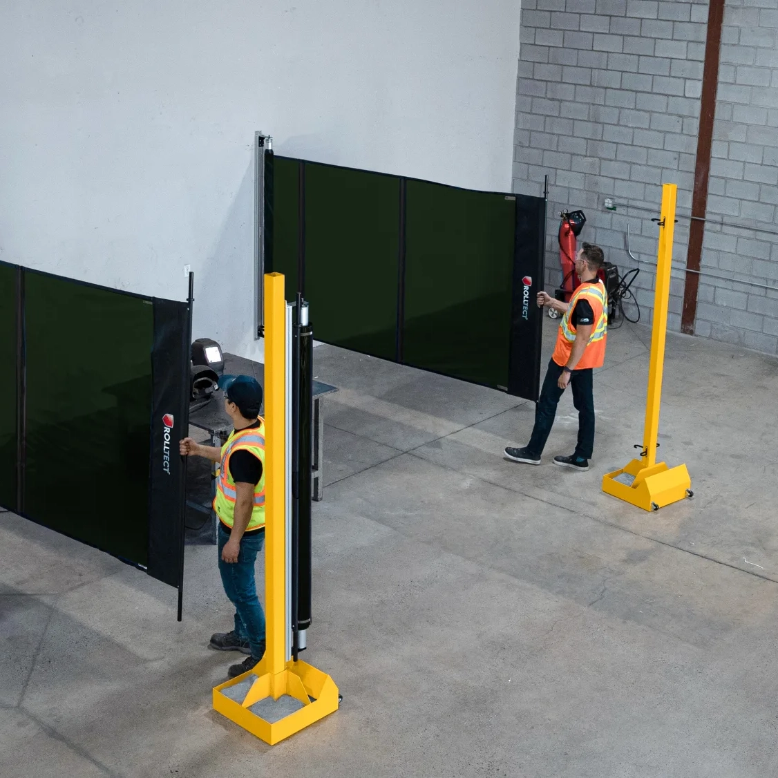 Retractable Weld Screen